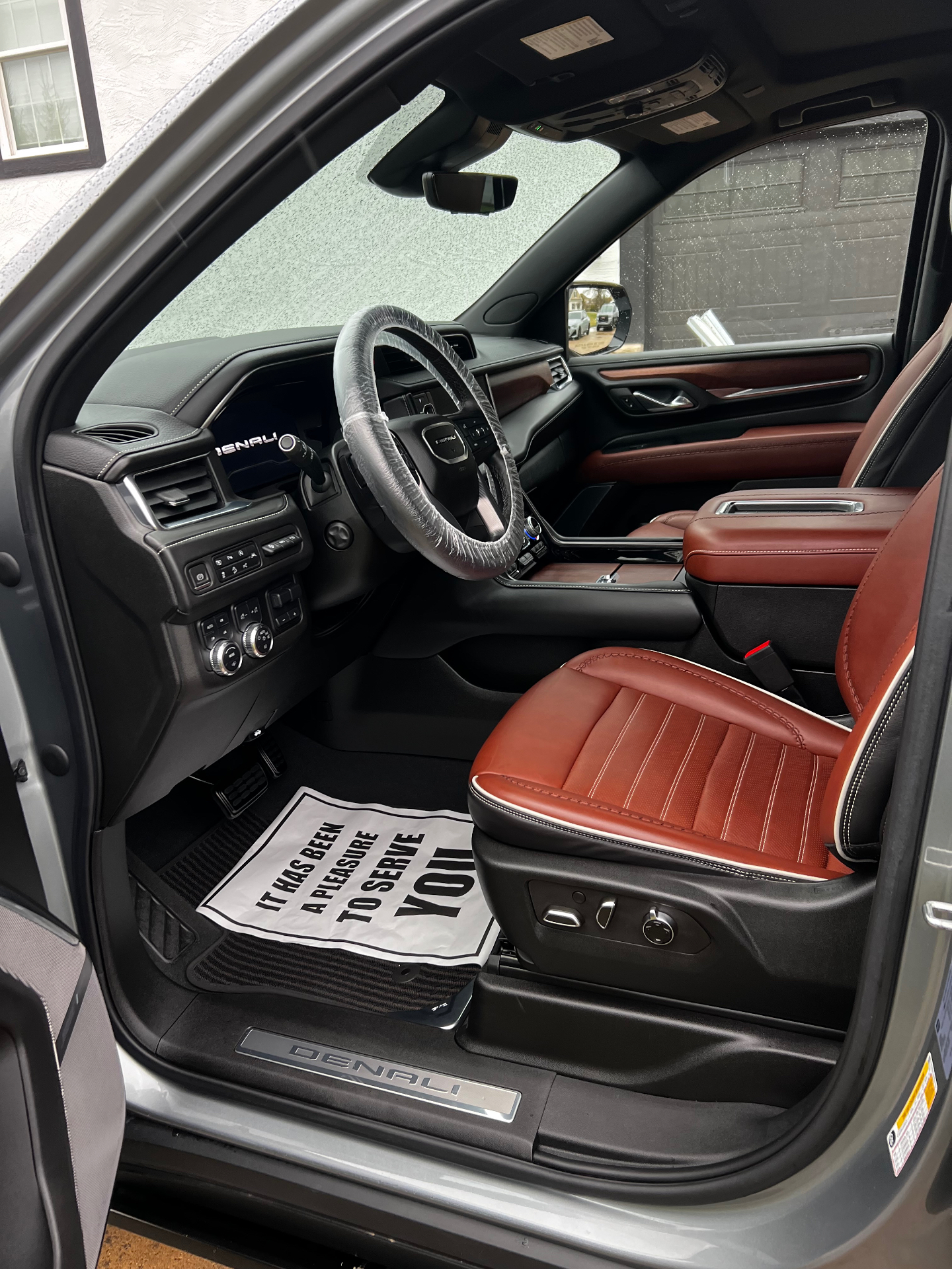 Premium GMC Denali interior maintained by Poveda